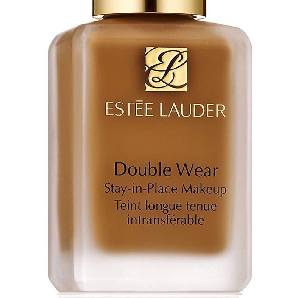 Estée Lauder foundation in 6C1: Rich Cocoa